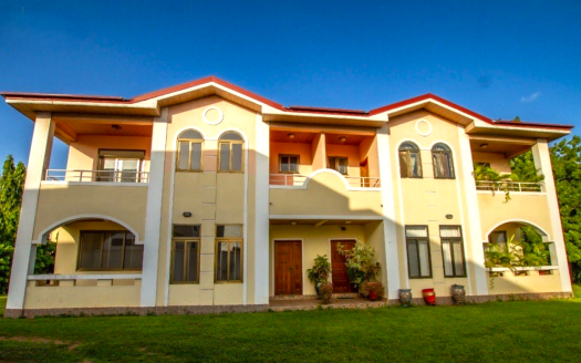 3 Bedroom Duplex with Boys’ Quarters